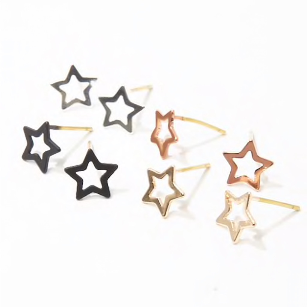 Forever 21 Nwt 4 Pairs Assorted Star Stud Earrings
